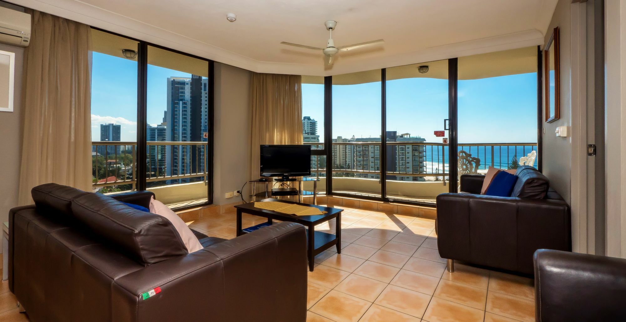 Aristocrat Apartments Χρυσή Ακτή Εξωτερικό φωτογραφία